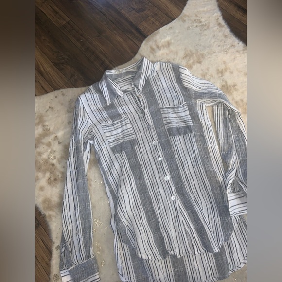 Jen’s pirate booty Gaya Blouse in White Black Stripe cotton fall casual revolve - Picture 4 of 7